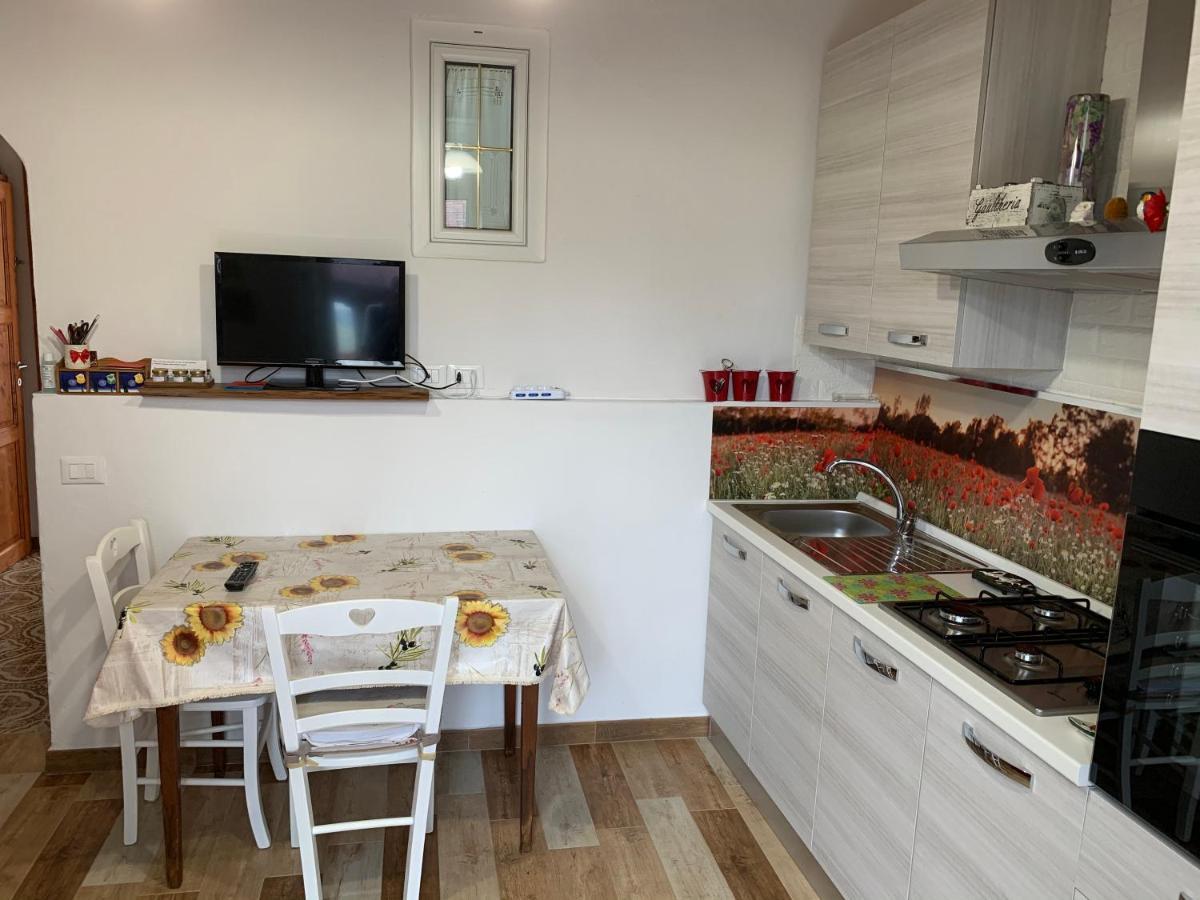 Apartamento La Fabbrichina Il Luogo Della Pace Camporbiano Exterior foto