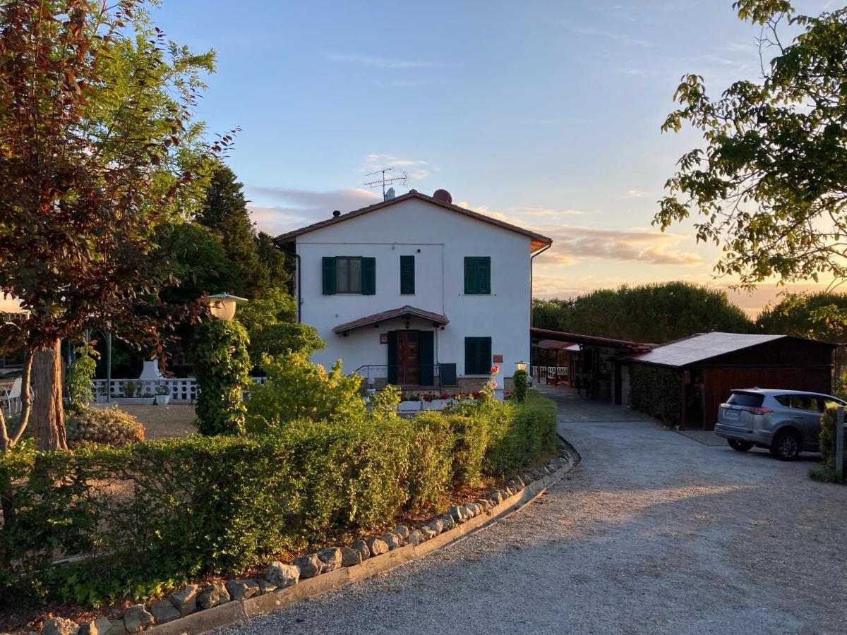 Apartamento La Fabbrichina Il Luogo Della Pace Camporbiano Exterior foto
