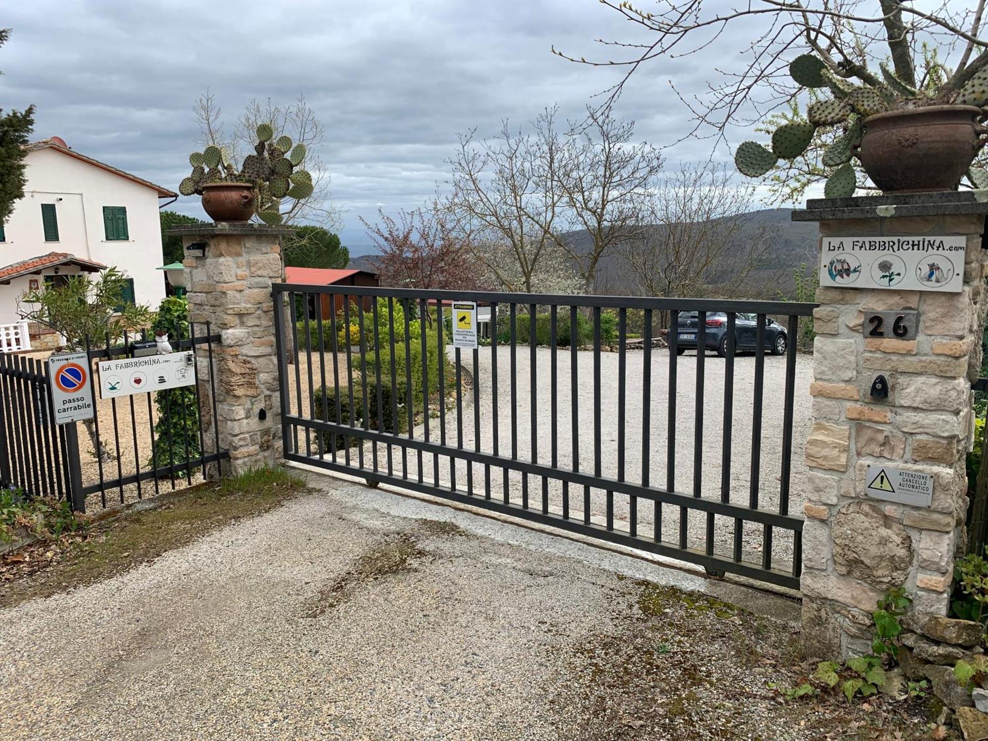 Apartamento La Fabbrichina Il Luogo Della Pace Camporbiano Exterior foto